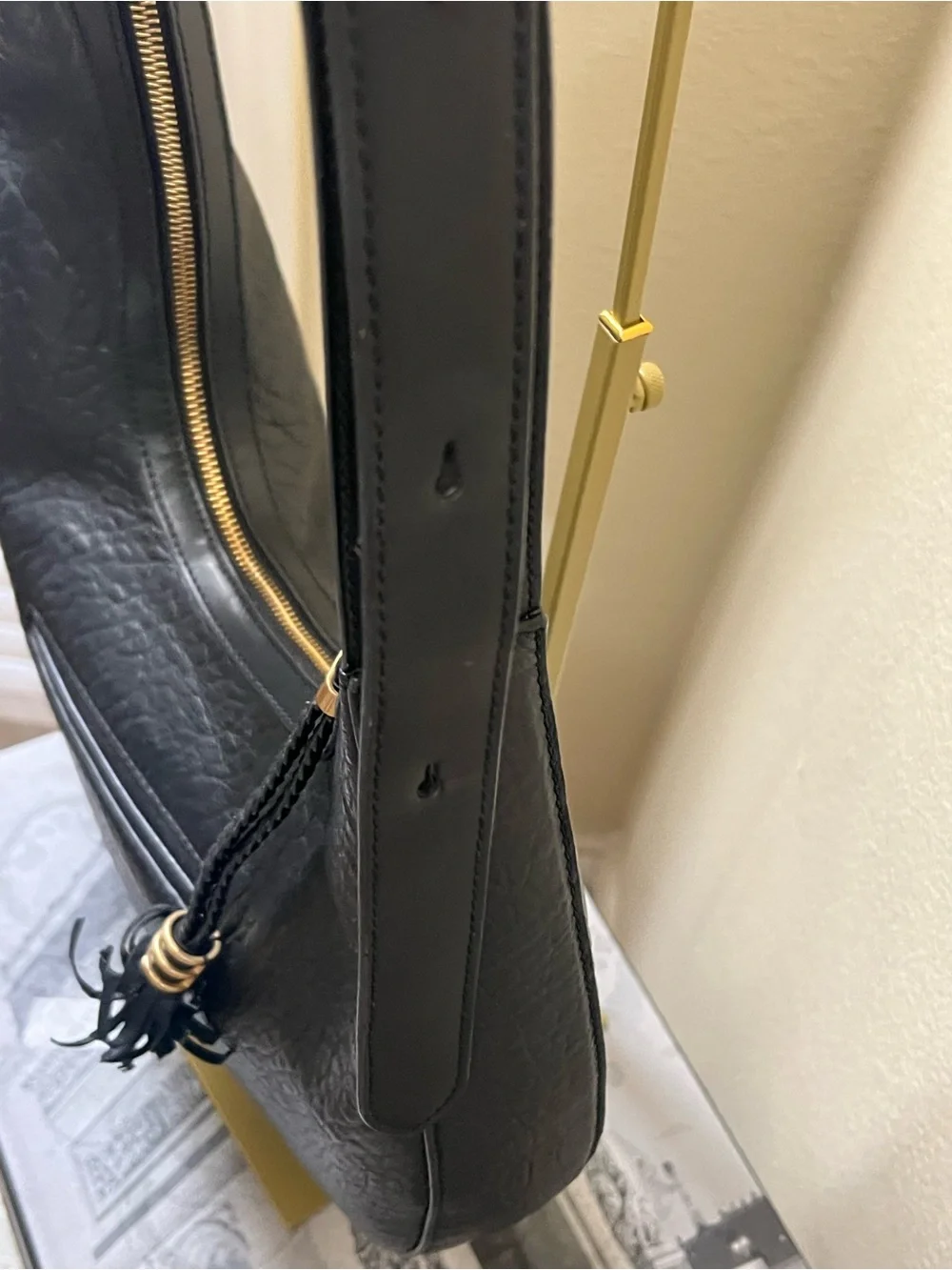 Classic Black Leather Hobo Shoulder Bag - Sleek Everyday Beautiful bag!!!